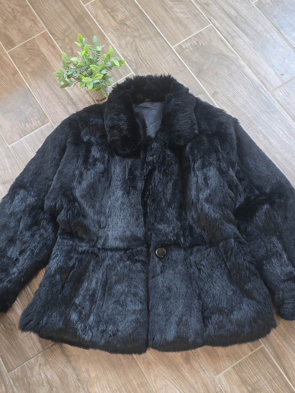 Vintage Black Rabbit Black Faux Fur Women's Jacket – Elegant Winter Coat